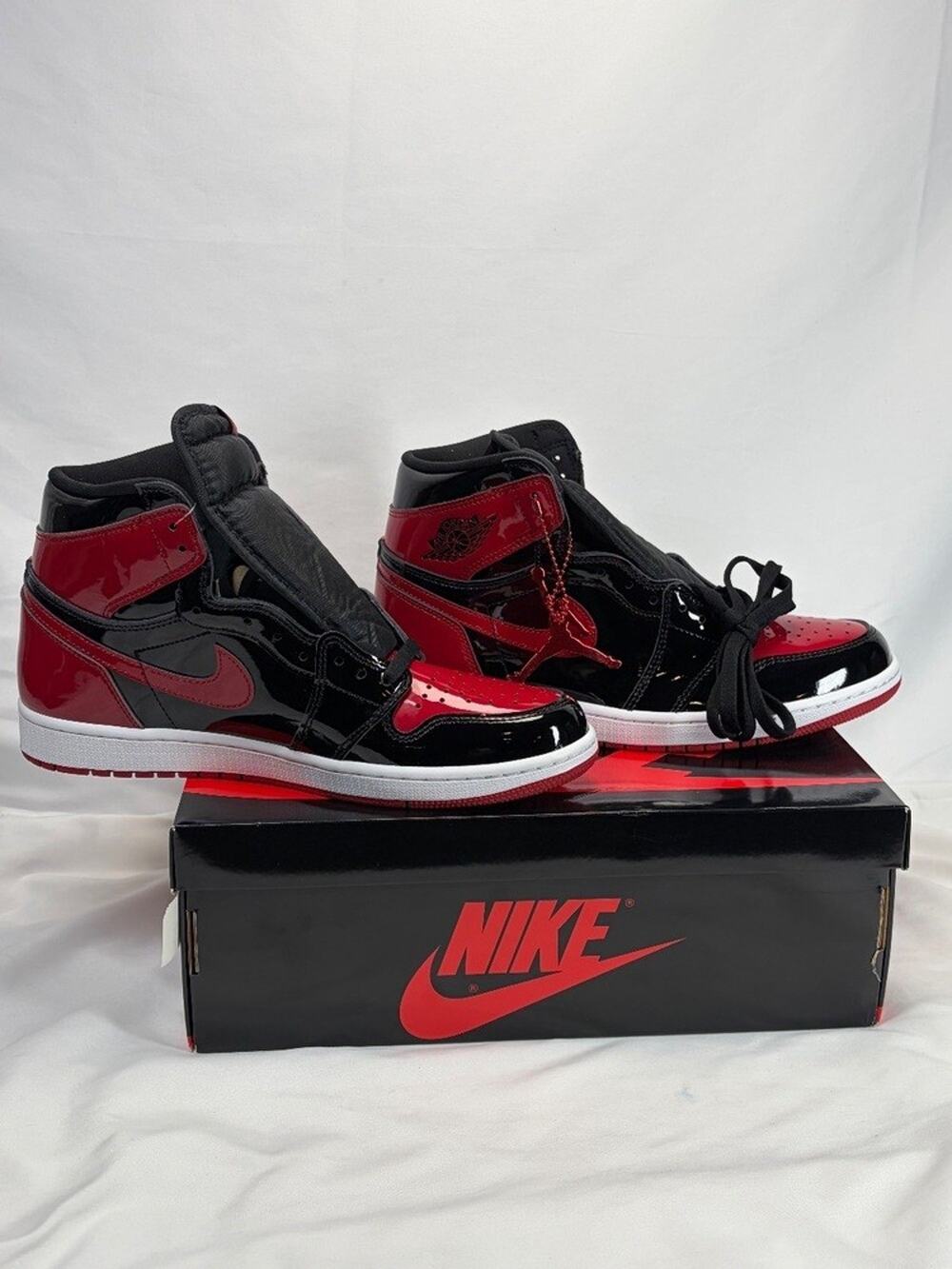 Jordan 1 Retro OG High Patent Bred 10.5 SPB JA-330316
